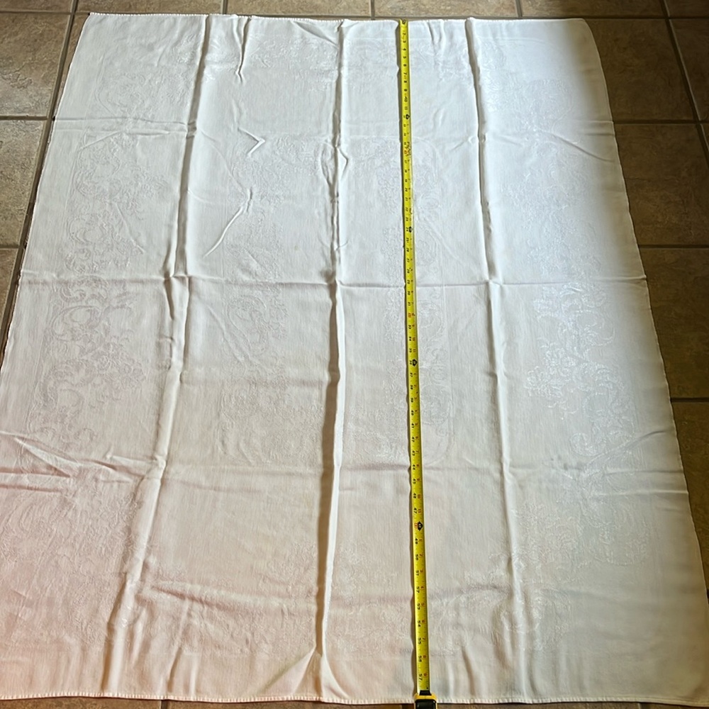 Vintage White Tablecloth - Picture 2 of 12